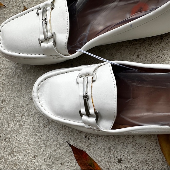 Aerosoles Day Drive Women's Casual Loafers White Size 11 wide rubber sole - Picture 12 of 13